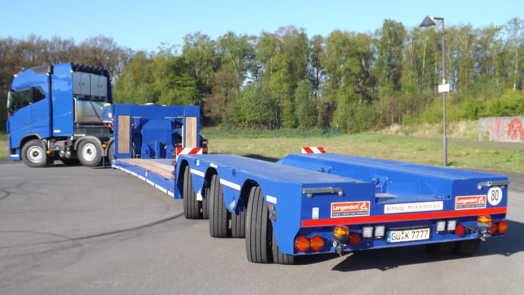 Tieflader, Tiefladewagen, Tiefladeauflieger, Satteltieflader